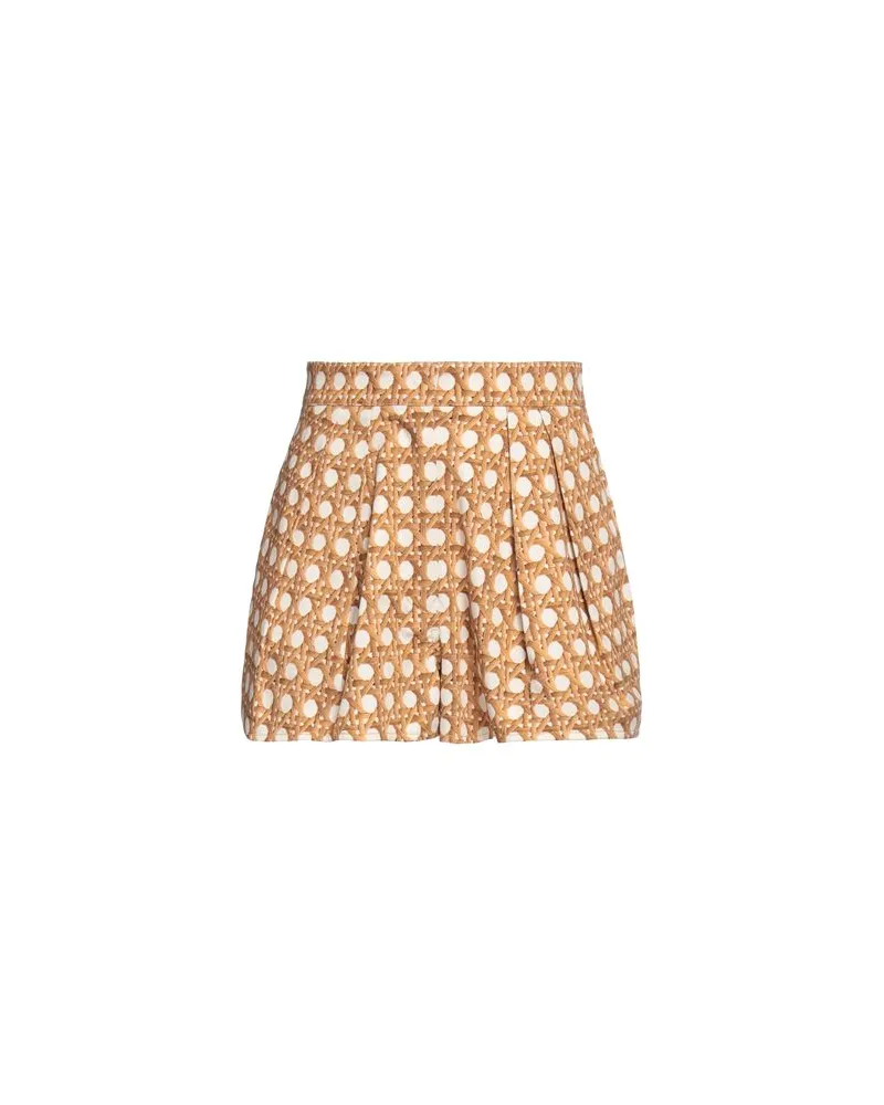 Giambattista Valli HOSEN & RÖCKE - Shorts & Bermudashortsauf YOOX.COM Sand