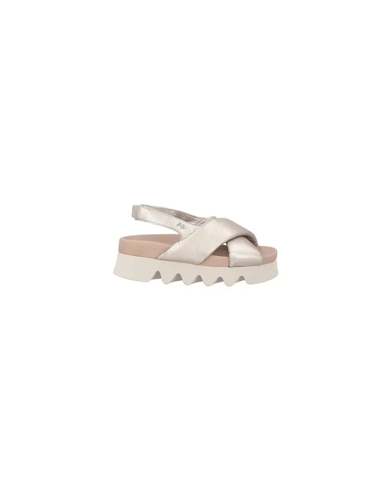 Patrizia Bonfanti SCHUHE - Sandalenauf YOOX.COM Grau