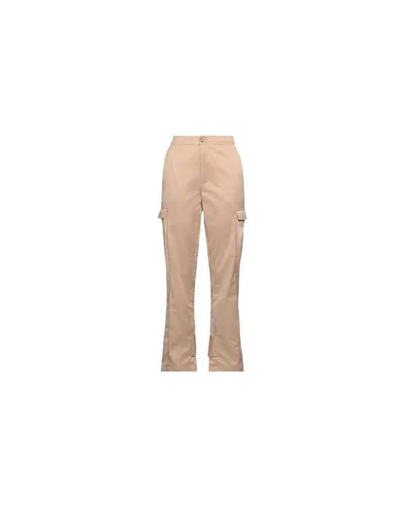 Holzweiler HOSEN & RÖCKE - Hosenauf YOOX.COM Beige