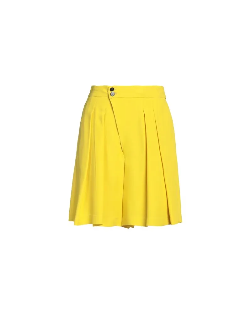 forte_forte HOSEN & RÖCKE - Shorts & Bermudashortsauf YOOX.COM Gelb