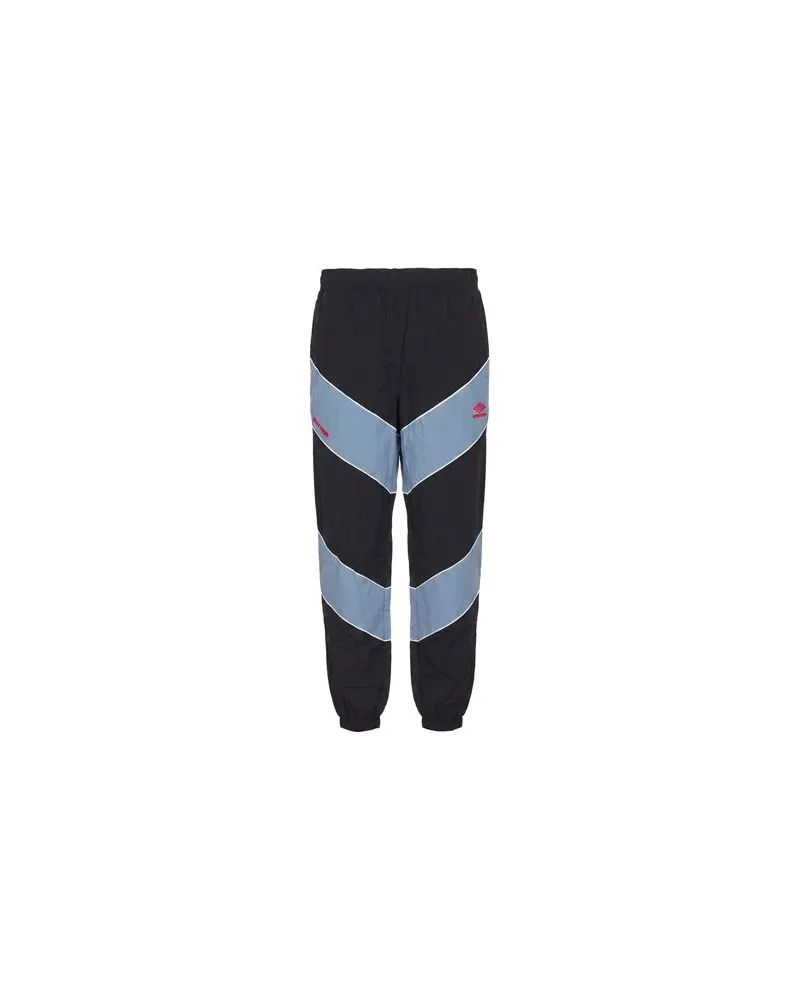 Umbro HOSEN & RÖCKE - Hosenauf YOOX.COM Schwarz