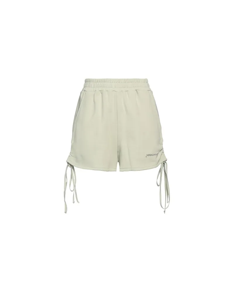 HINNOMINATE HOSEN & RÖCKE - Shorts & Bermudashortsauf YOOX.COM Salbeigrün