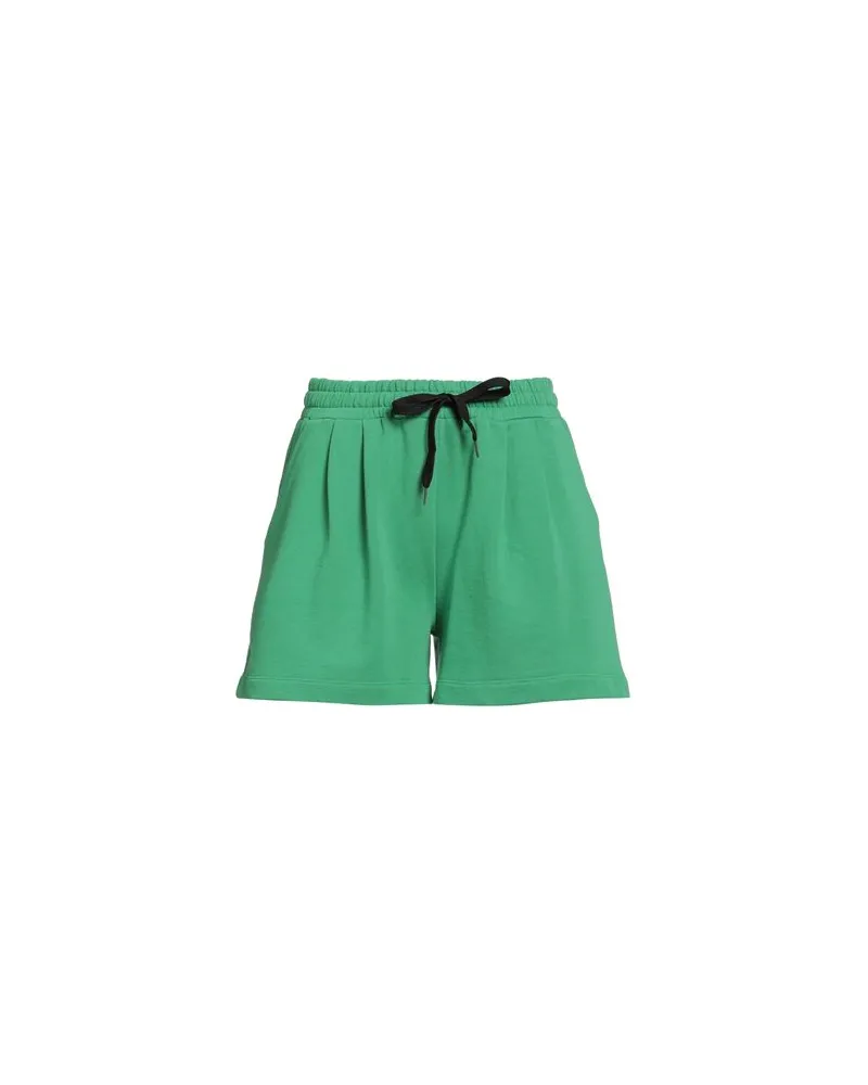 Pinko HOSEN & RÖCKE - Shorts & Bermudashortsauf YOOX.COM Grün