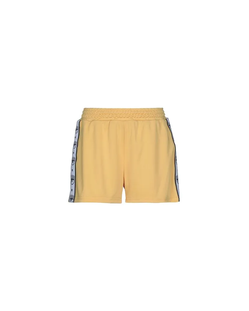 Chiara Ferragni HOSEN & RÖCKE - Shorts & Bermudashortsauf YOOX.COM Gelb