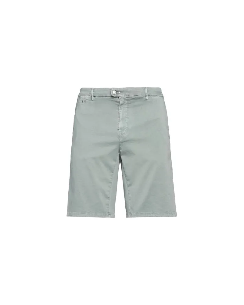 Tramarossa HOSEN & RÖCKE - Jeansshortsauf YOOX.COM Salbeigrün