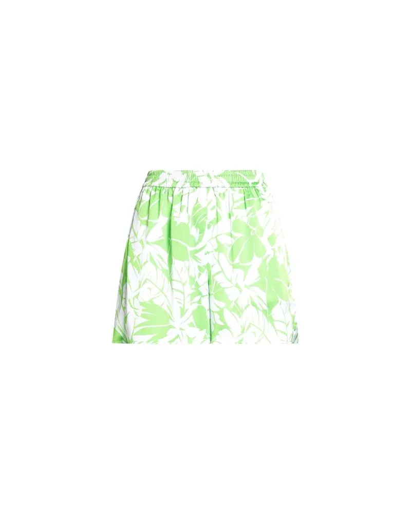 Michael Kors HOSEN & RÖCKE - Shorts & Bermudashortsauf YOOX.COM Grün