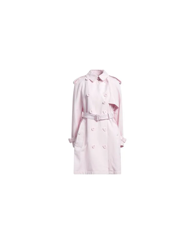 Burberry JACKEN & MÄNTEL - Jacken, Mäntel & Trenchcoatsauf YOOX.COM Rosa