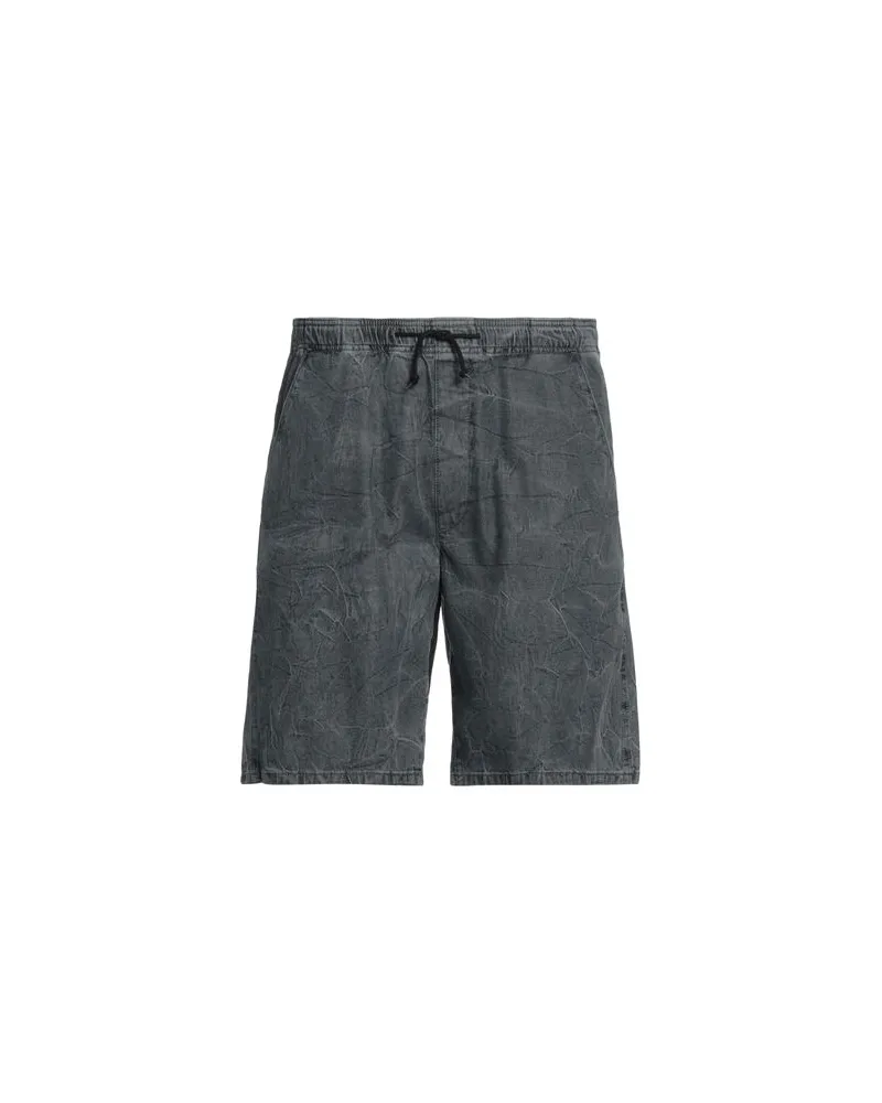 Wrangler HOSEN & RÖCKE - Jeansshortsauf YOOX.COM Grau