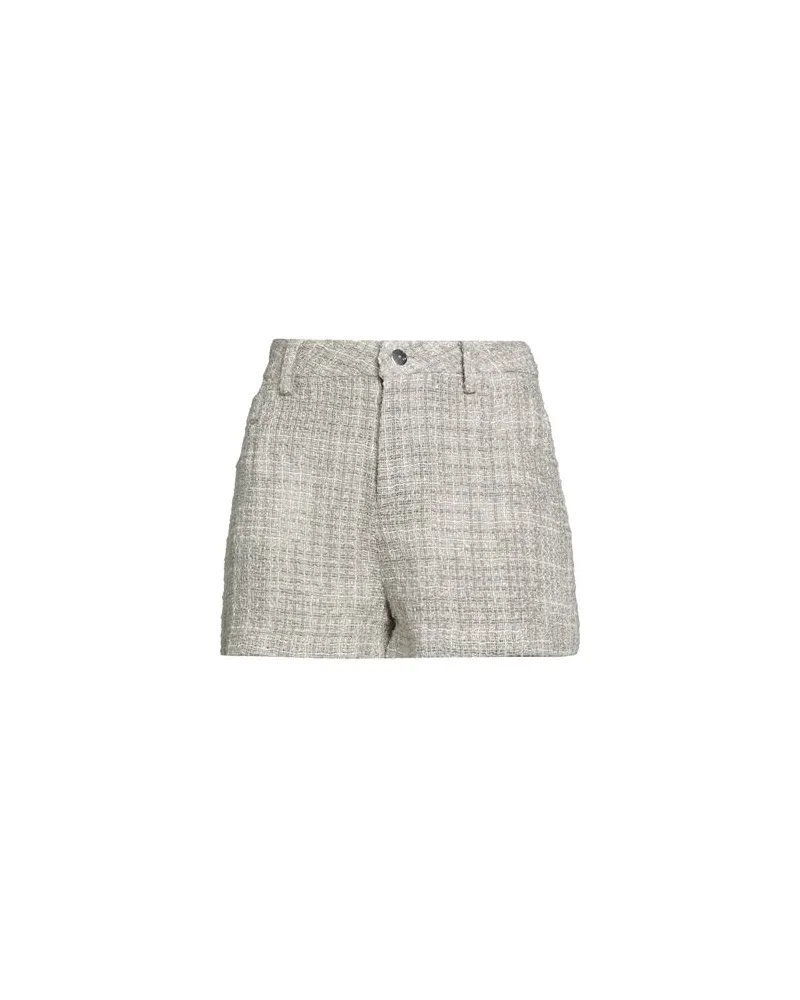 IRO HOSEN & RÖCKE - Shorts & Bermudashortsauf YOOX.COM Beige
