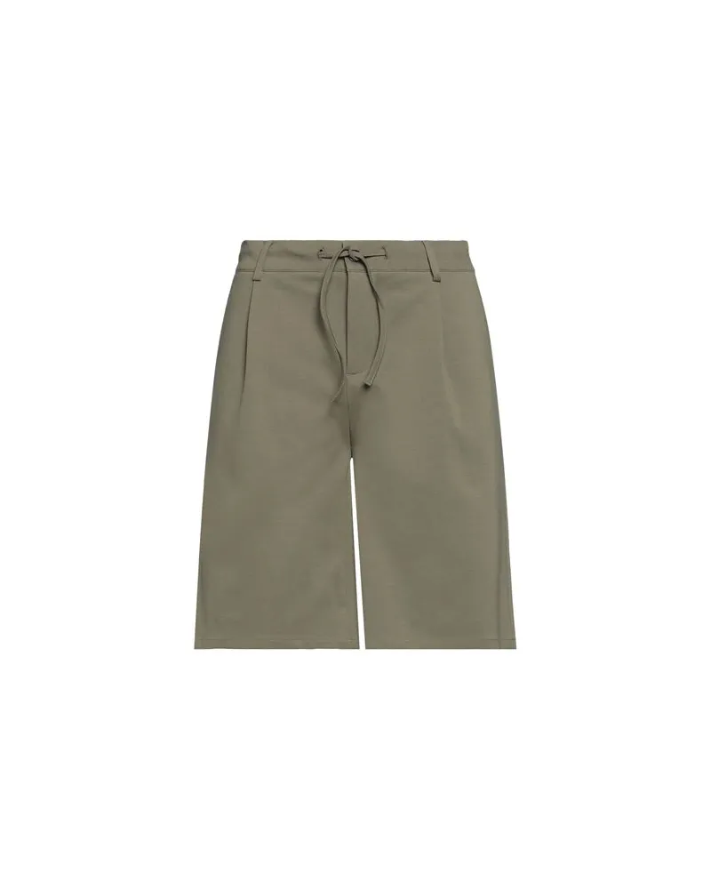 Daniele Alessandrini HOSEN & RÖCKE - Shorts & Bermudashortsauf YOOX.COM Militärgrün