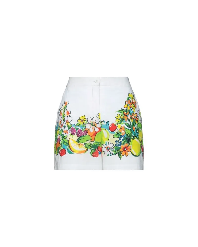 Moschino HOSEN & RÖCKE - Shorts & Bermudashortsauf YOOX.COM Weiß