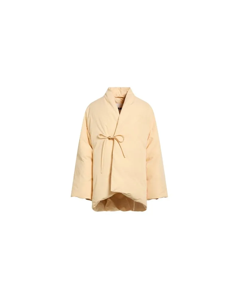 Jil Sander JACKEN & MÄNTEL - Pufferjacken & Daunenjackenauf YOOX.COM Beige