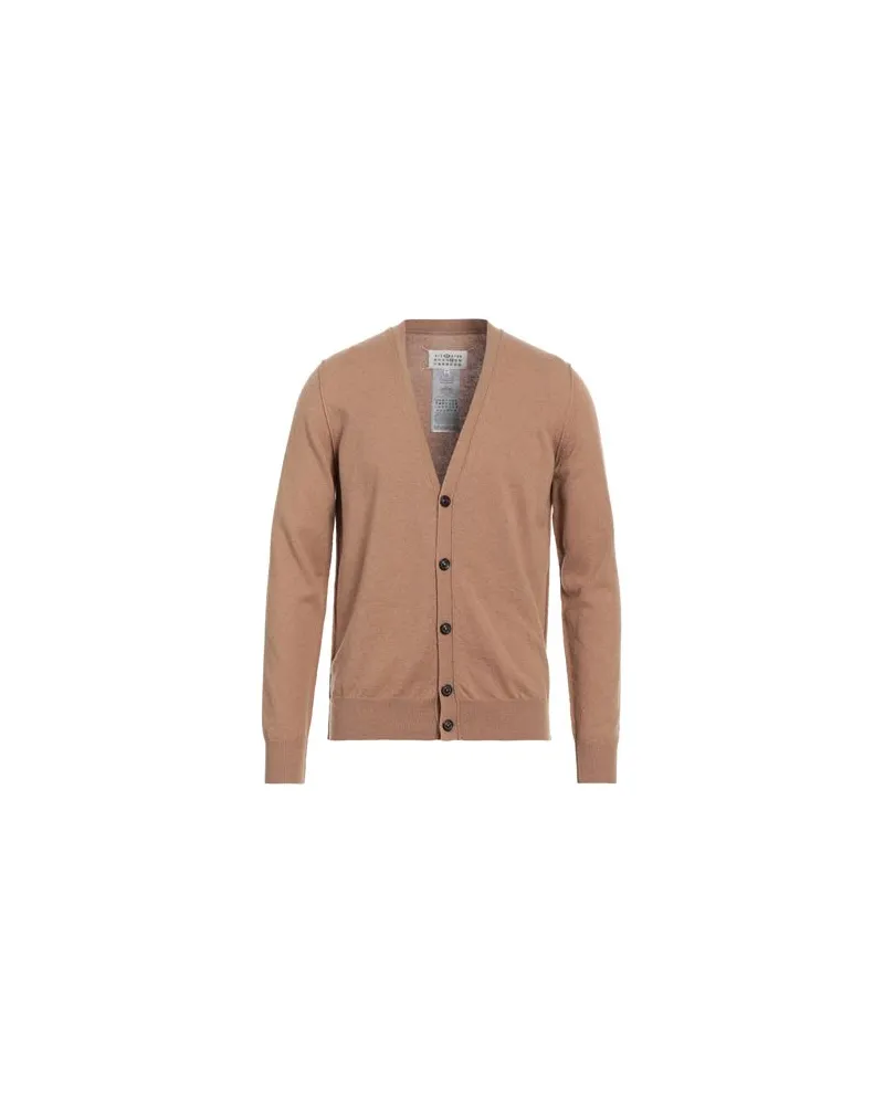 Maison Margiela STRICKWAREN - Strickjackenauf YOOX.COM Kamel
