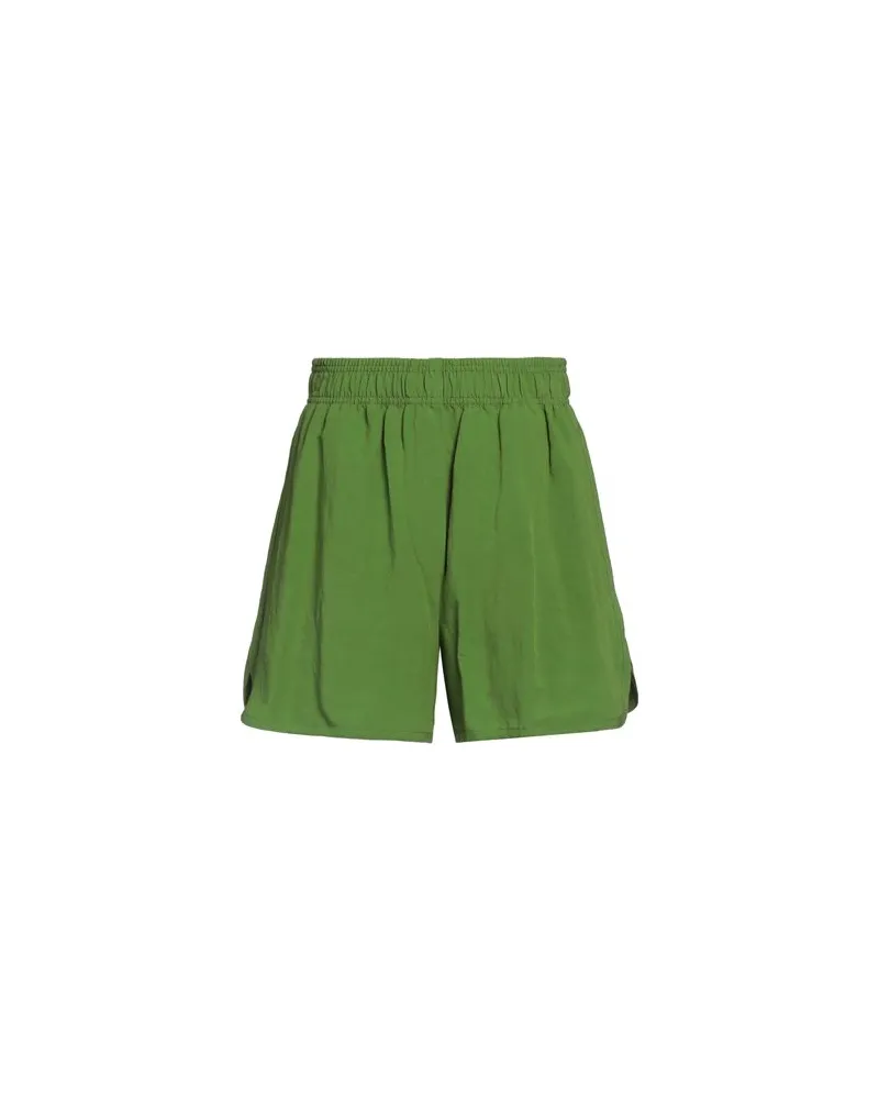 8PM HOSEN & RÖCKE - Shorts & Bermudashortsauf YOOX.COM Militärgrün