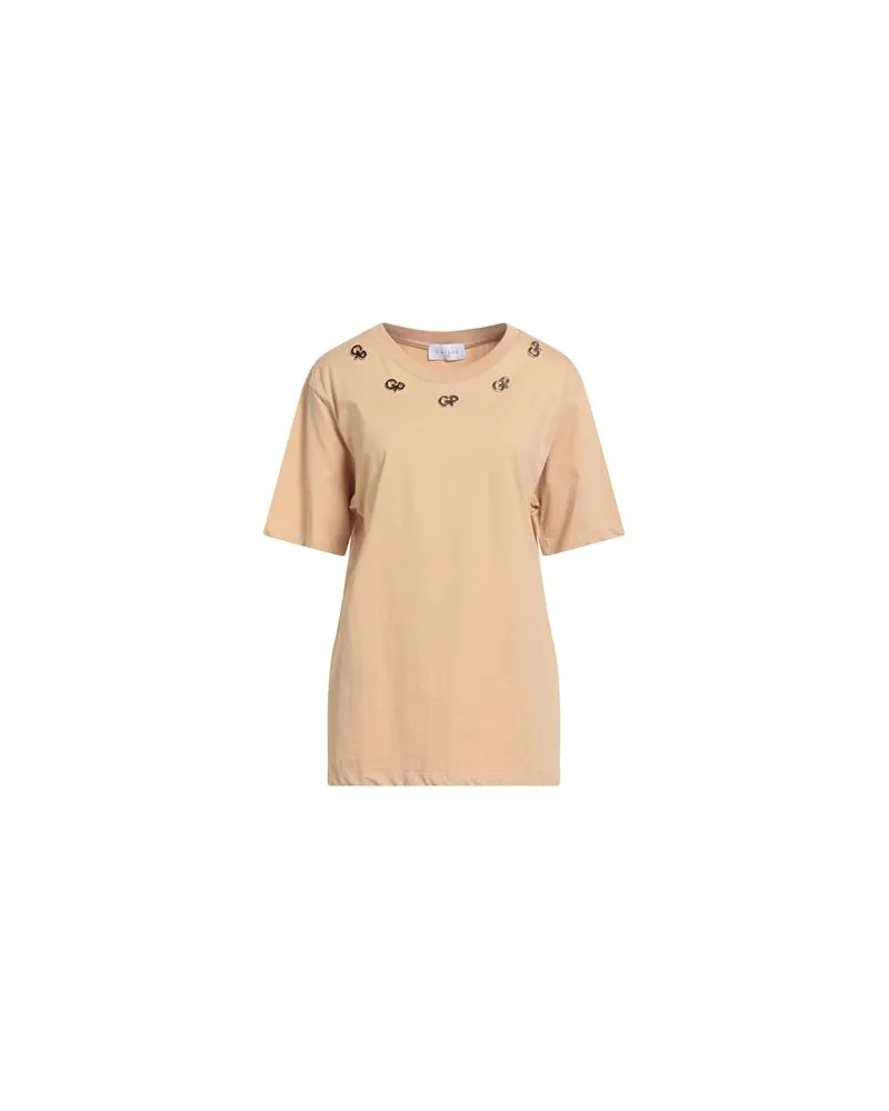 Gaëlle Bonheur TOPS - T-shirtsauf YOOX.COM Beige