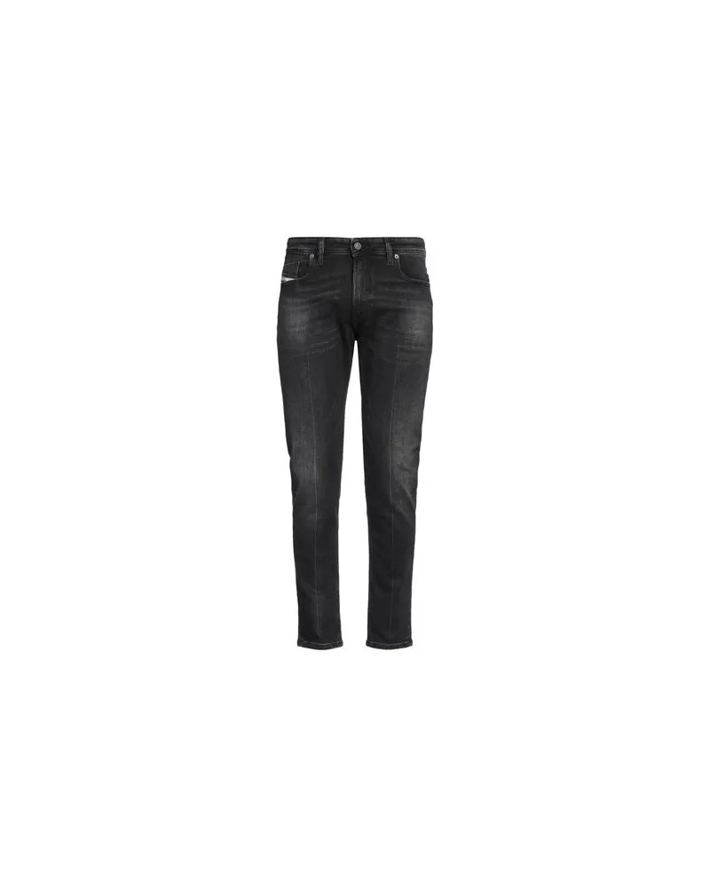 Diesel HOSEN & RÖCKE - Jeanshosenauf YOOX.COM Schwarz