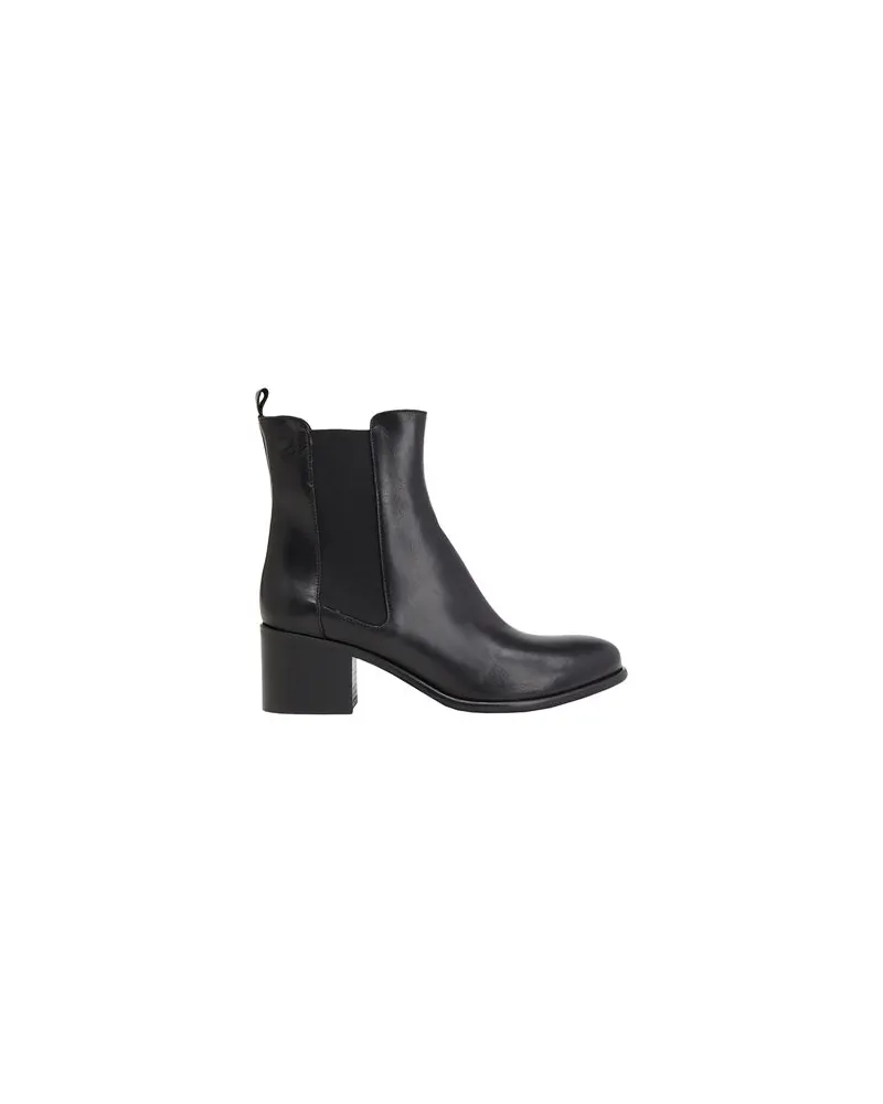 Leonardo Principi LEATHER HEELED CHELSEA BOOTS  - SCHUHE - Stiefelettenauf YOOX.COM Schwarz