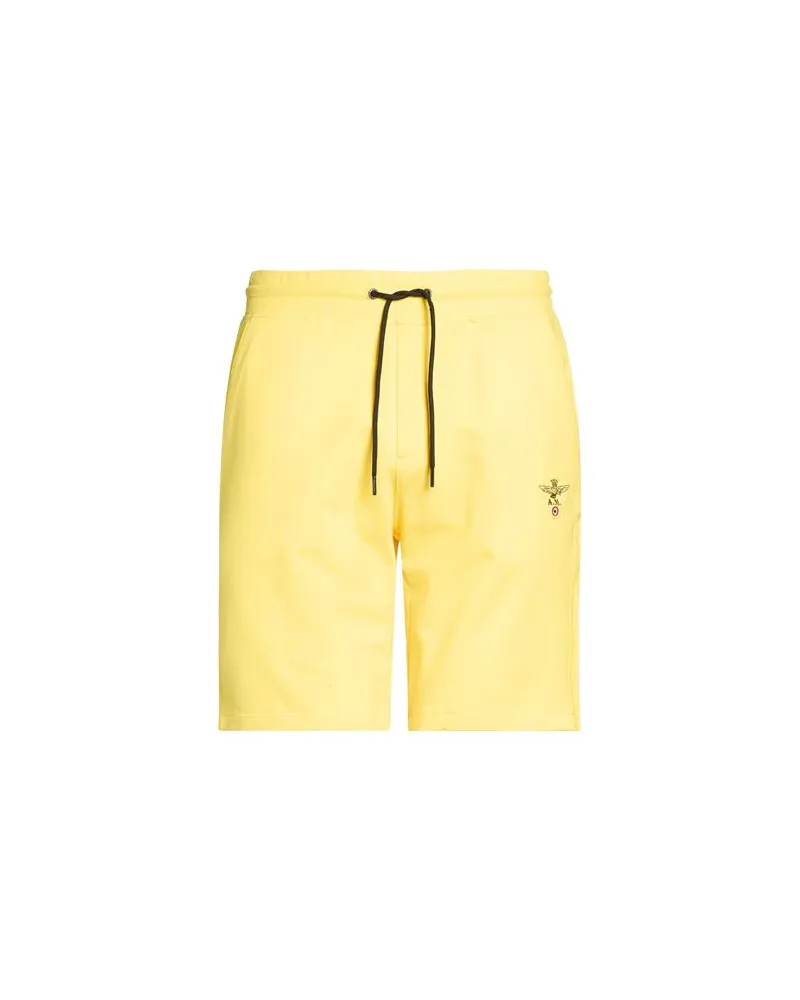 Aeronautica Militare HOSEN & RÖCKE - Shorts & Bermudashortsauf YOOX.COM Gelb