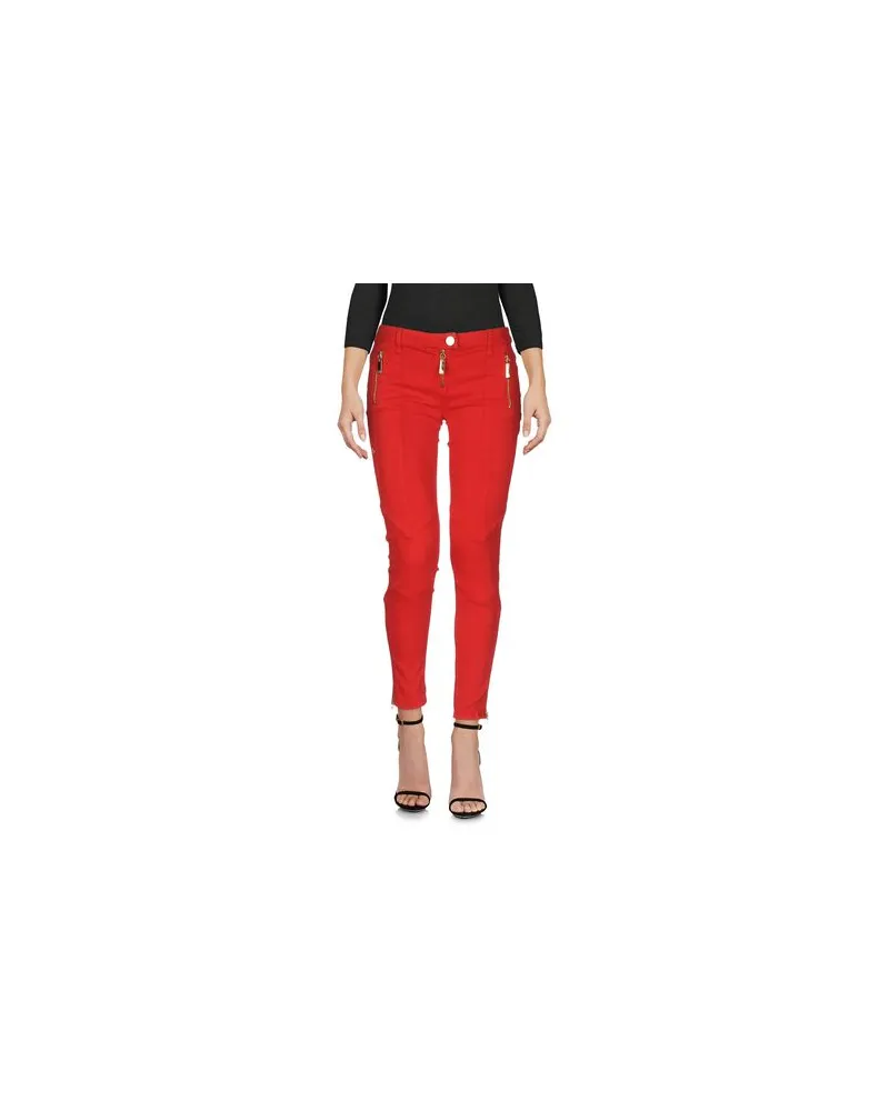 Elisabetta Franchi HOSEN & RÖCKE - Jeanshosenauf YOOX.COM Rot