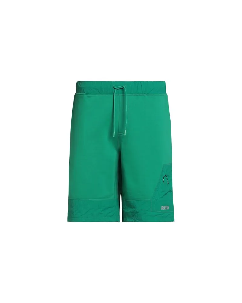 Guess HOSEN & RÖCKE - Shorts & Bermudashortsauf YOOX.COM Grün