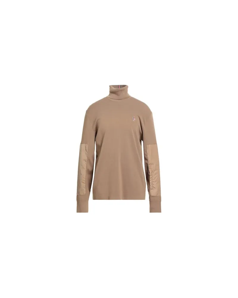 Moncler STRICKWAREN - Rollkragenpulloverauf YOOX.COM Kamel