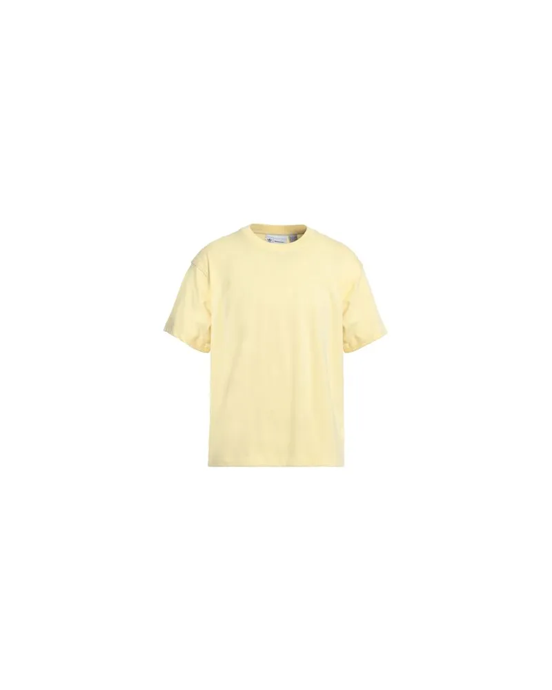 adidas TOPS - T-shirtsauf YOOX.COM Pastellgelb