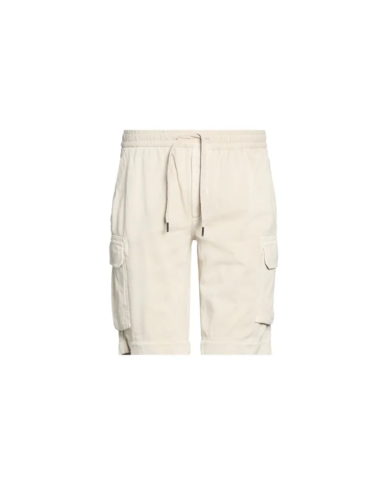 CIRCOLO 1901 HOSEN & RÖCKE - Shorts & Bermudashortsauf YOOX.COM Sand