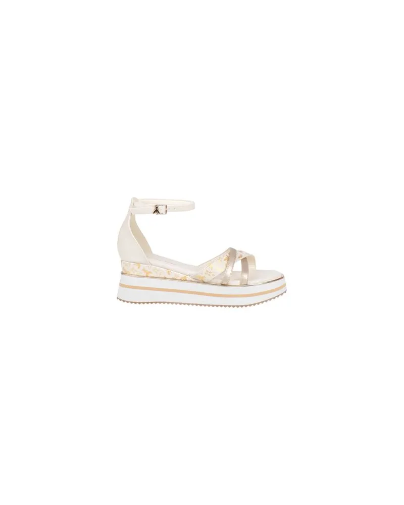 Patrizia Pepe SCHUHE - Sandalenauf YOOX.COM Weiß