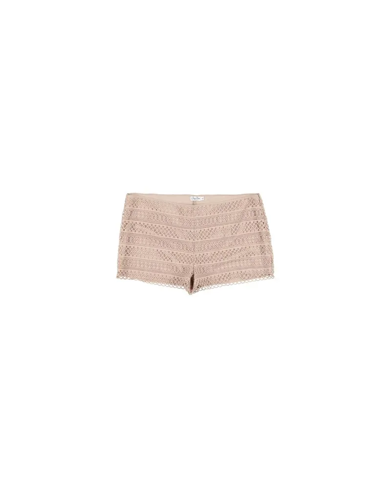 Charo Ruiz HOSEN & RÖCKE - Shorts & Bermudashortsauf YOOX.COM Beige