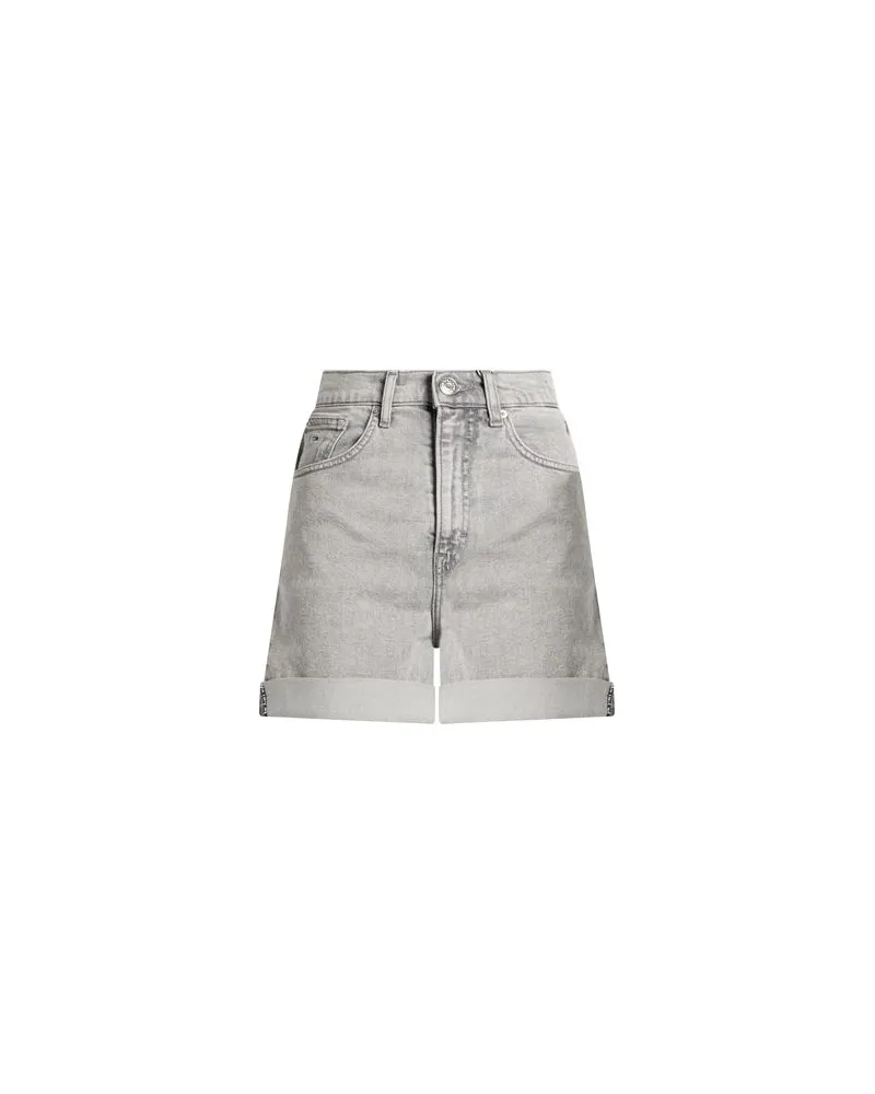 Tommy Hilfiger HOSEN & RÖCKE - Jeansshortsauf YOOX.COM Grau