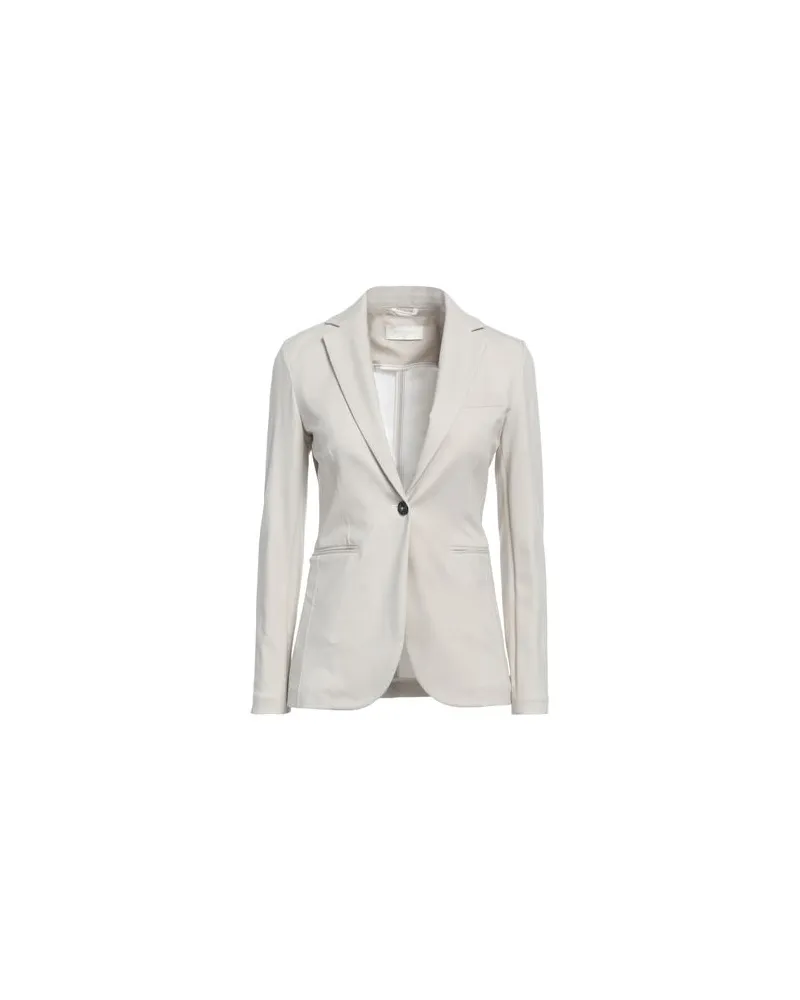 CIRCOLO 1901 ANZÜGE und CO-ORDS - Blazersauf YOOX.COM Beige