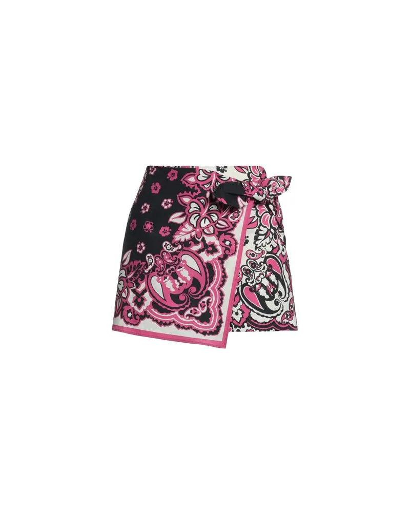 RED Valentino HOSEN & RÖCKE - Shorts & Bermudashortsauf YOOX.COM Fuchsia