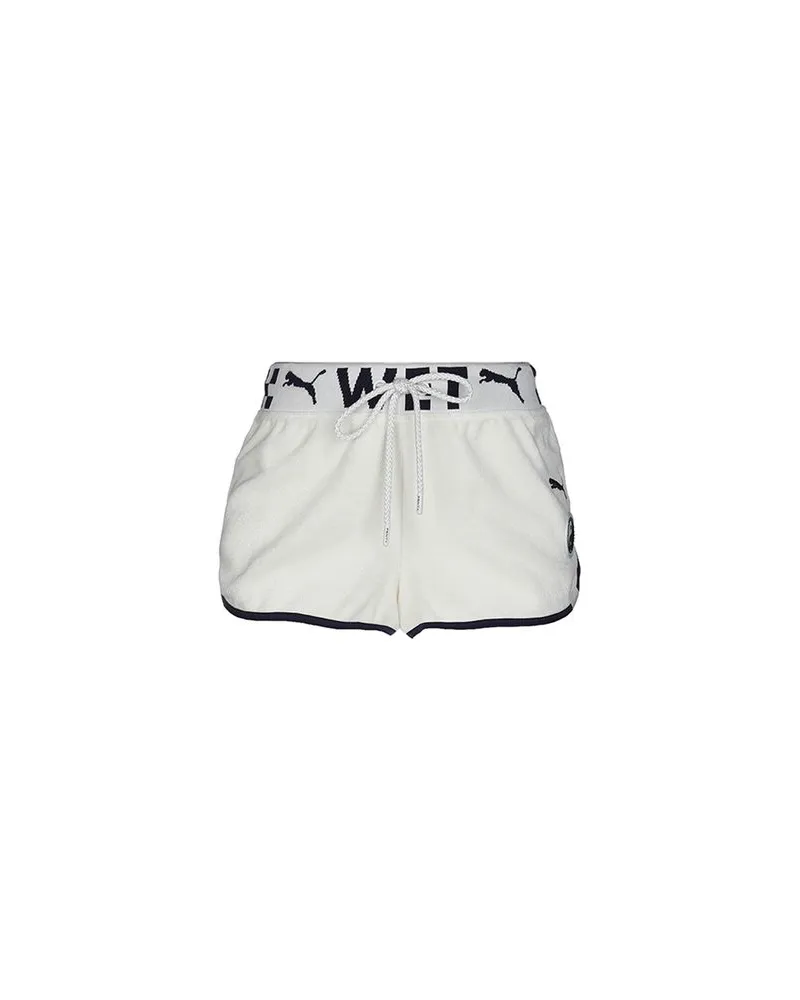 Puma TERRYCLOTH DOLPHIN SHORTS   - HOSEN & RÖCKE - Shorts & Bermudashortsauf YOOX.COM Elfenbein