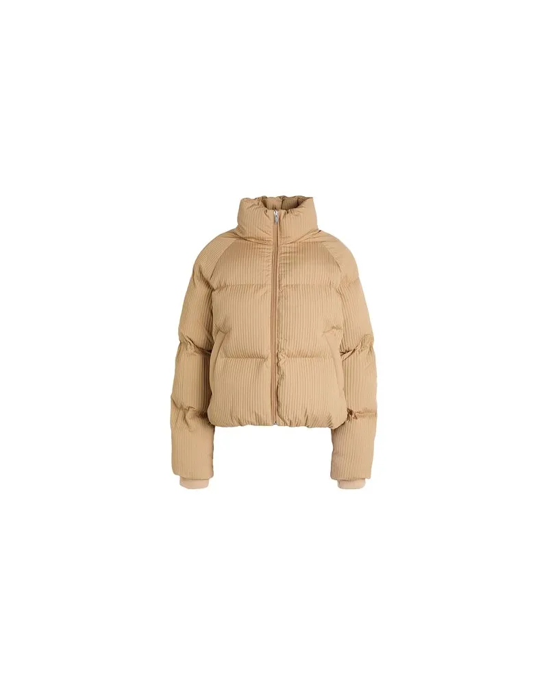 HUGO BOSS JACKEN & MÄNTEL - Pufferjacken & Daunenjackenauf YOOX.COM Kamel