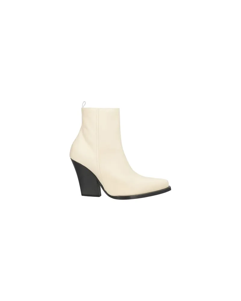 Magda Butrym SCHUHE - Stiefelettenauf YOOX.COM Elfenbein