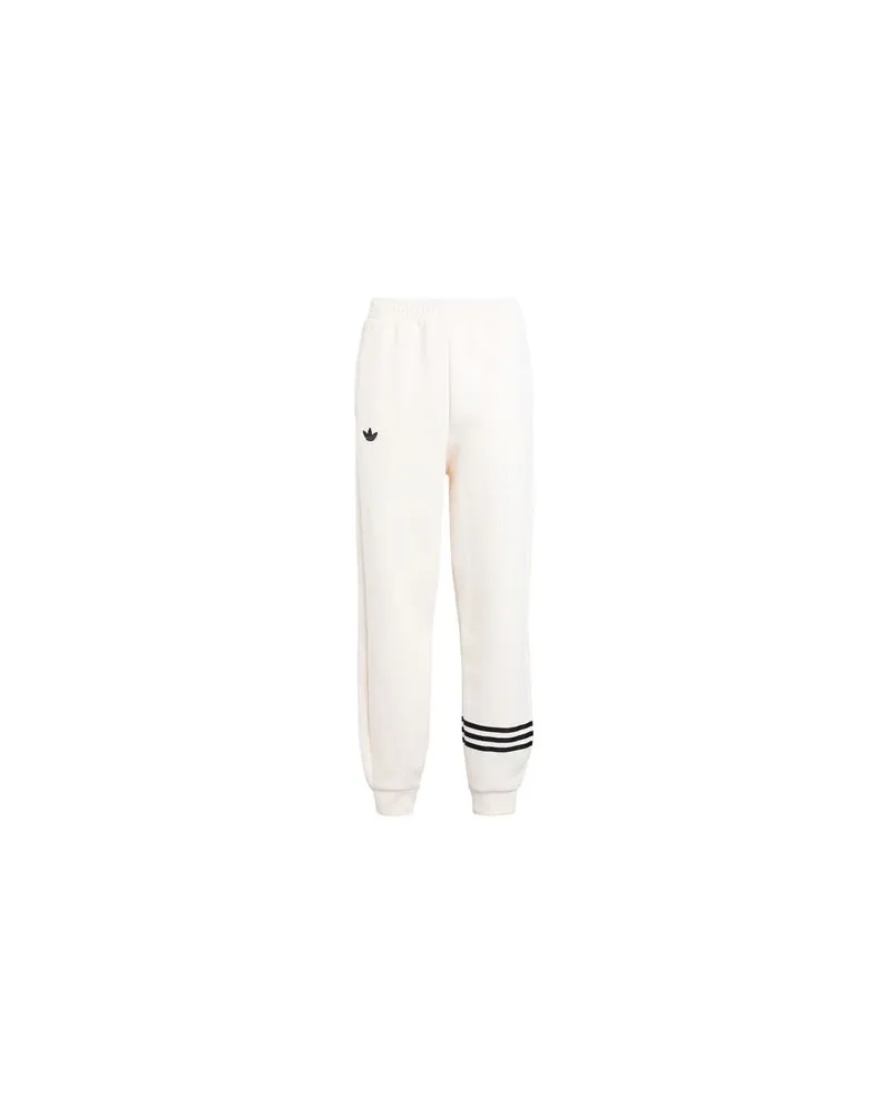 adidas ADICOLOR NEUCLASSICS JOGGERS  - HOSEN & RÖCKE - Hosenauf YOOX.COM Elfenbein