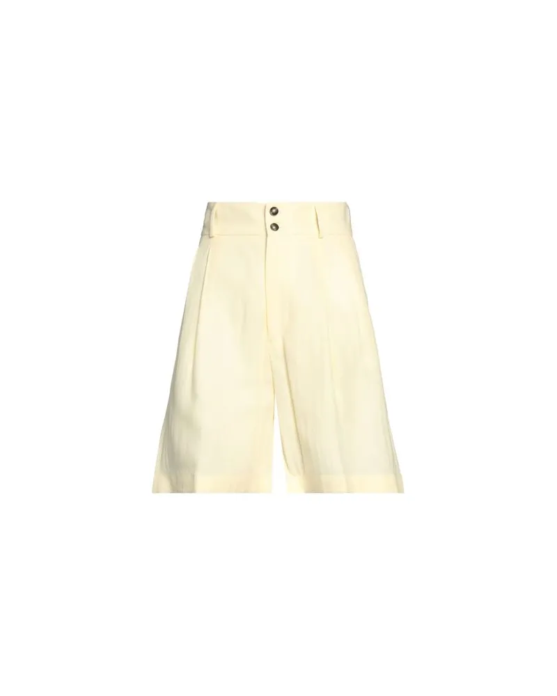 Berwich HOSEN & RÖCKE - Shorts & Bermudashortsauf YOOX.COM Pastellgelb