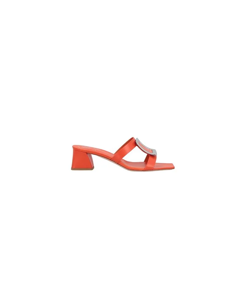 Roger Vivier SCHUHE - Sandalenauf YOOX.COM Orange