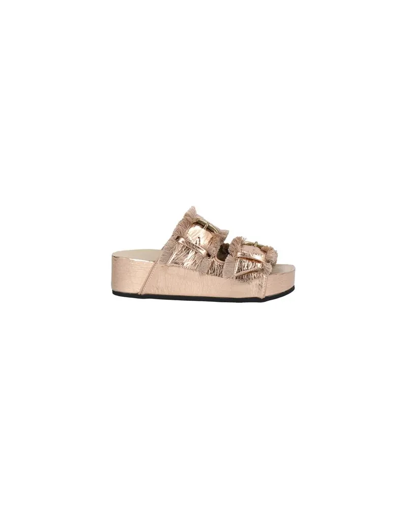 Strategia / JFK SCHUHE - Sandalenauf YOOX.COM Kupfer