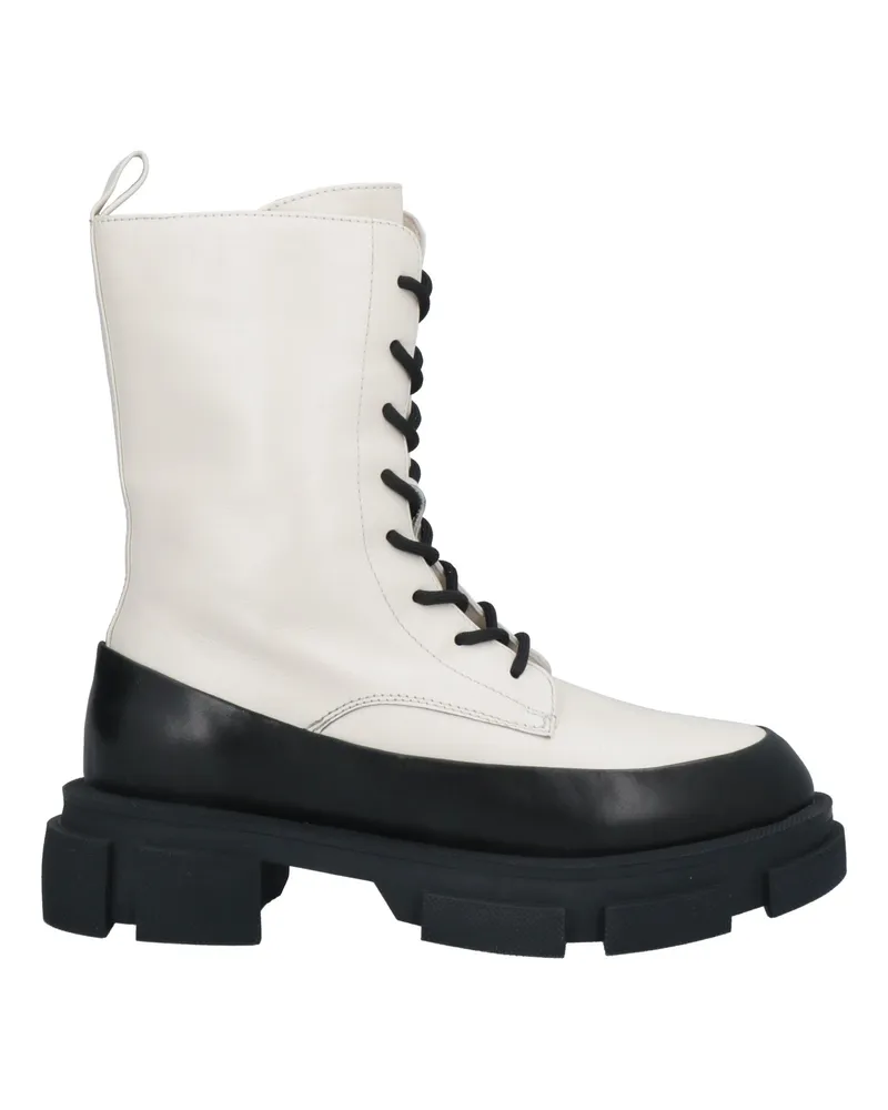 181 Stiefelette Elfenbein