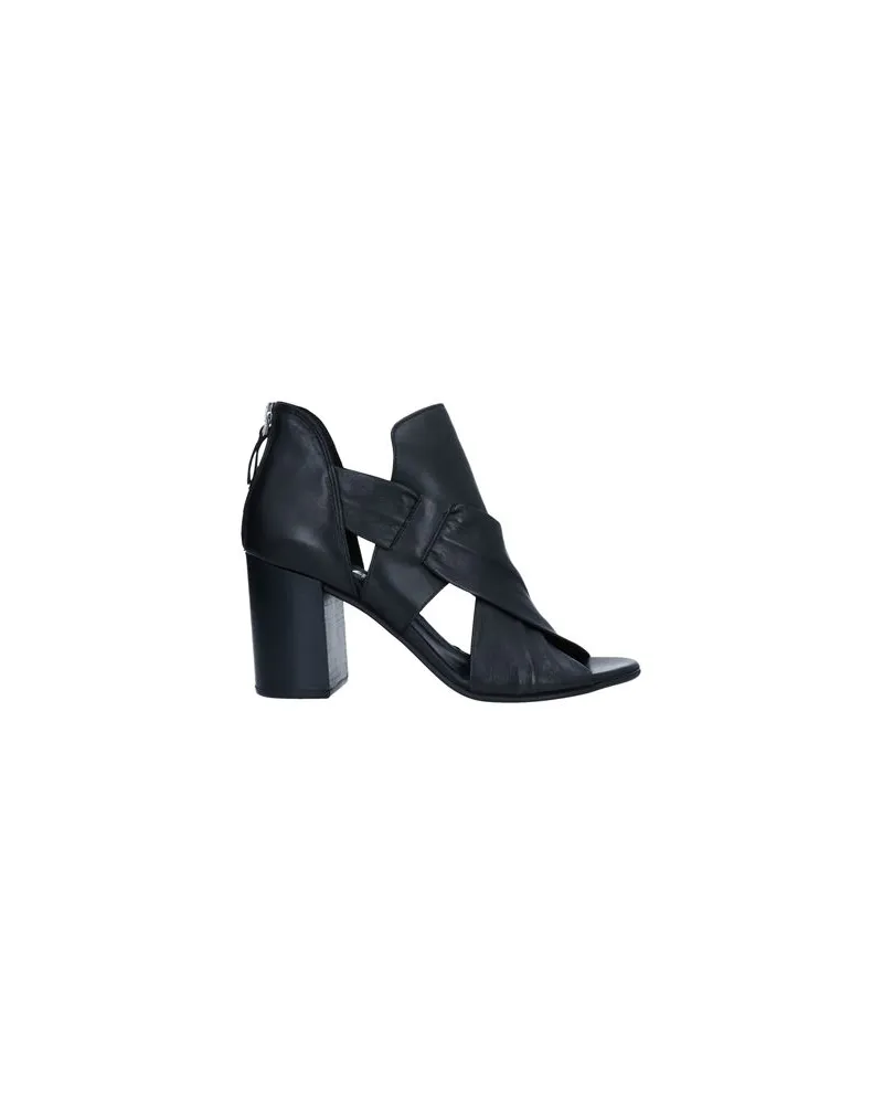 NOA A. SCHUHE - Sandalenauf YOOX.COM Schwarz