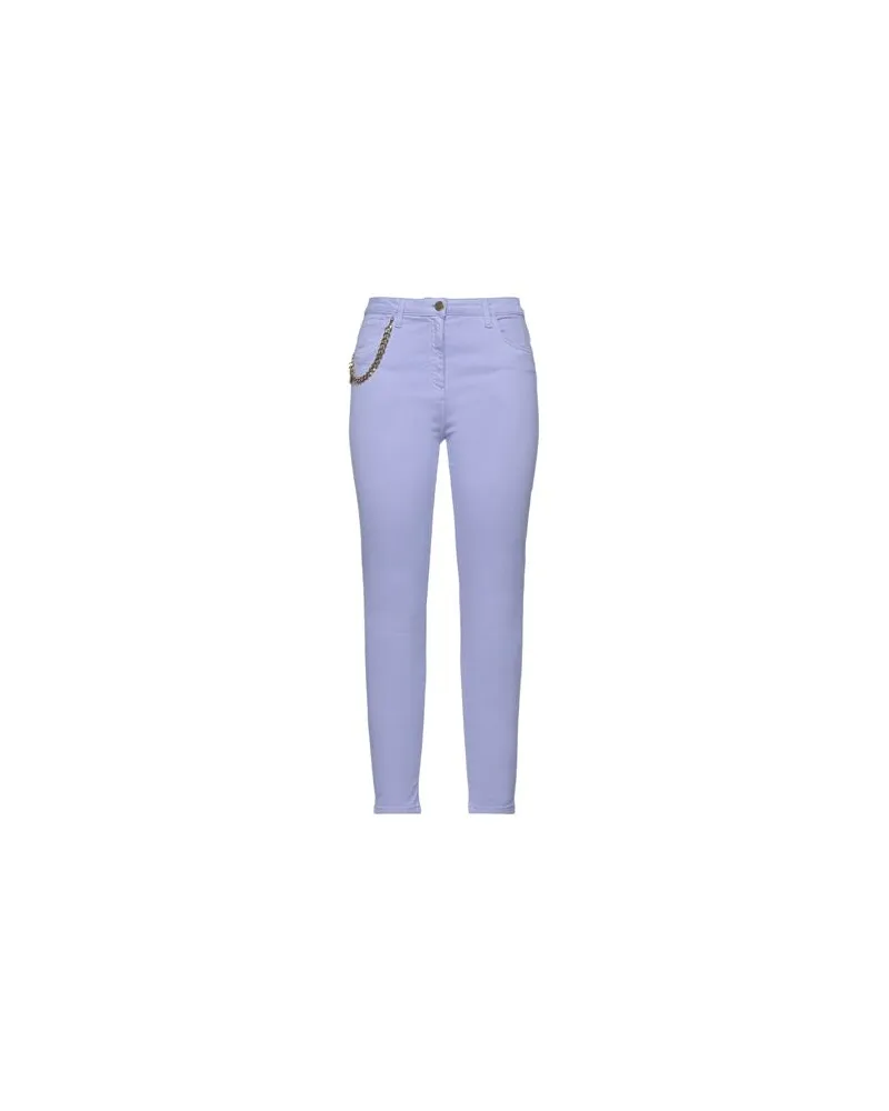 Elisabetta Franchi HOSEN & RÖCKE - Jeanshosenauf YOOX.COM Lila