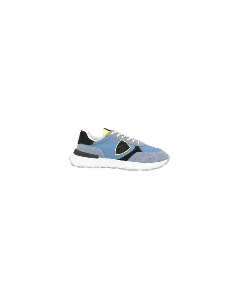 Philippe Model SCHUHE - Sneakersauf YOOX.COM Hellblau
