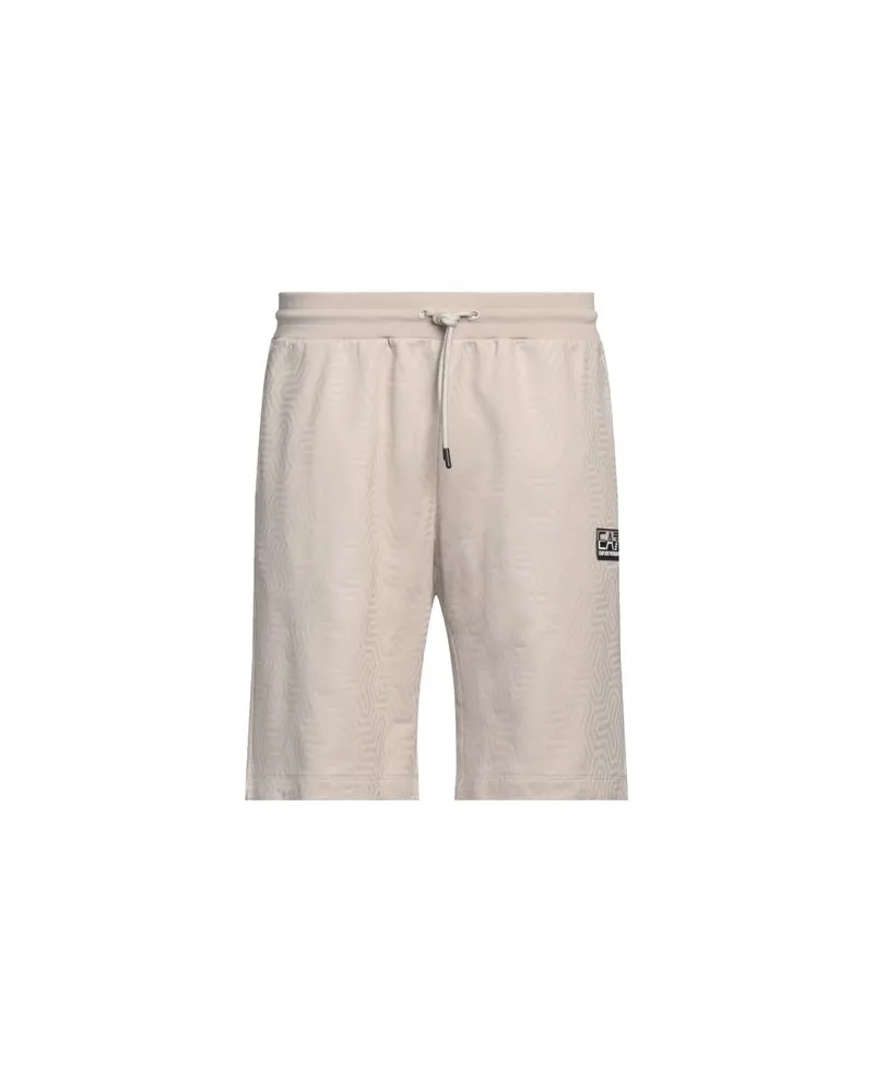EA7 HOSEN & RÖCKE - Shorts & Bermudashortsauf YOOX.COM Beige