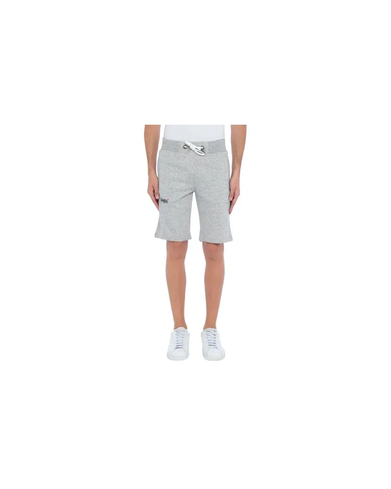 Superdry. HOSEN & RÖCKE - Shorts & Bermudashortsauf YOOX.COM Hellgrau