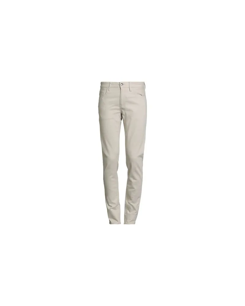 Armani Exchange HOSEN & RÖCKE - Jeanshosenauf YOOX.COM Beige