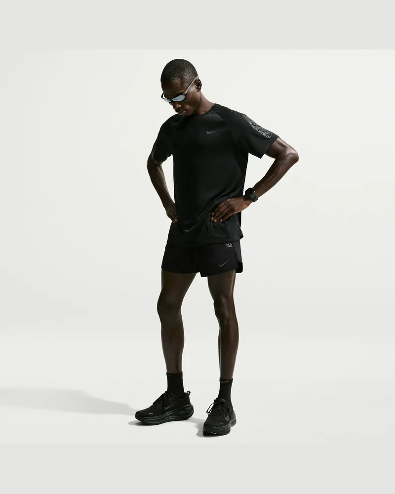 Nike Stride Winterfeste Dri-FIT Laufshorts mit Innenslip (Herren, ca. 12,5 cm) - Schwarz Schwarz