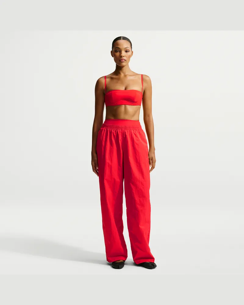 Nike SKIMS Crunchy Nylon Hose mit weitem Bein (Damen) - Rot Rot