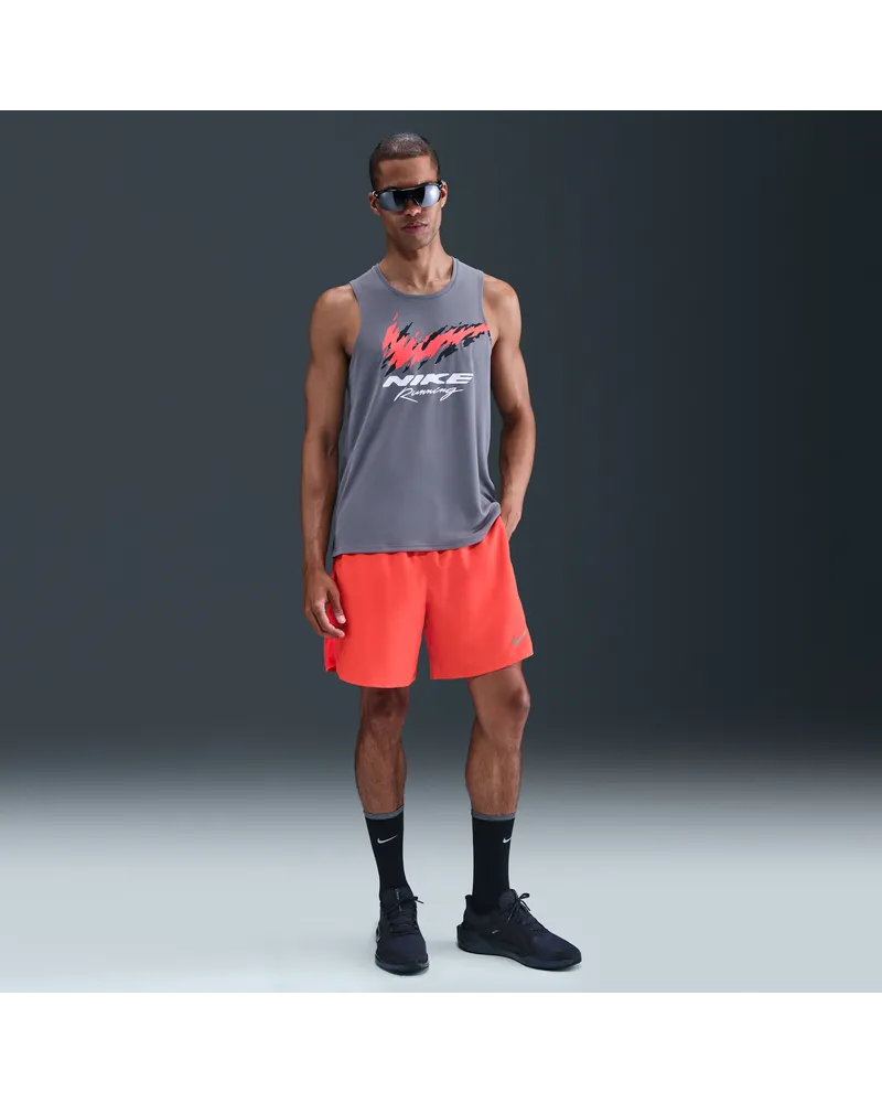 Nike Challenger Dri-FIT 2-in-1-Laufshorts für Herren (ca. 18 cm) - Rot Rot