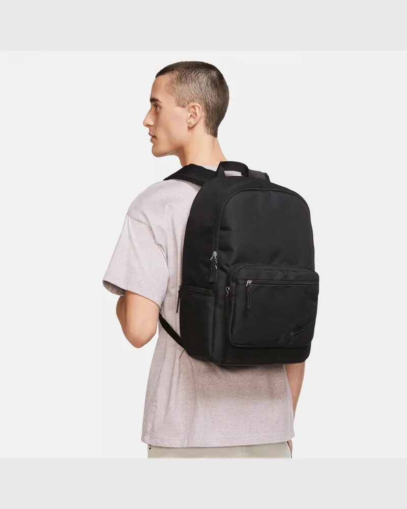 Nike Heritage Eugene Rucksack (32 l) - Schwarz Schwarz